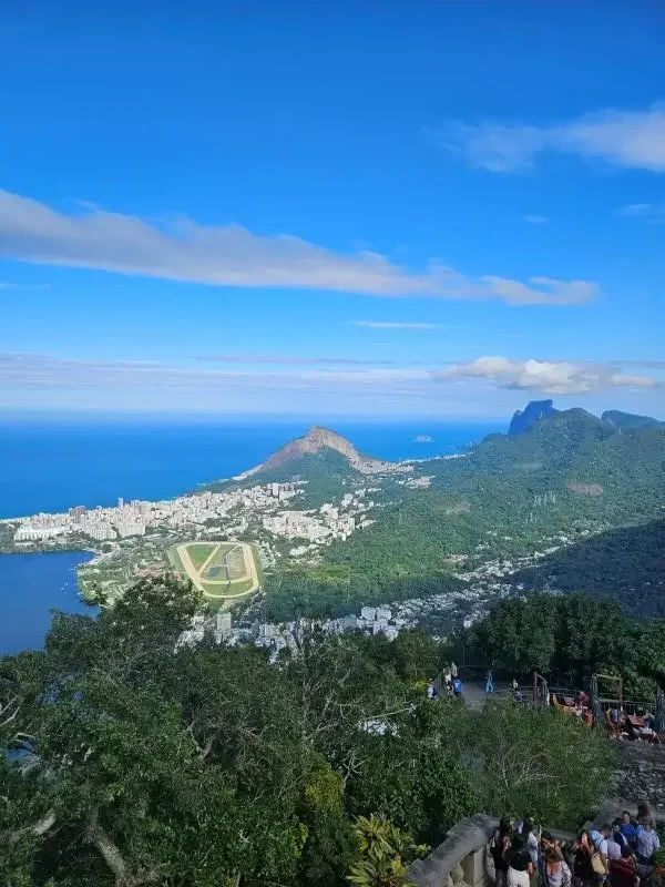 Dicas práticas para aproveitar o Rio em 48h.