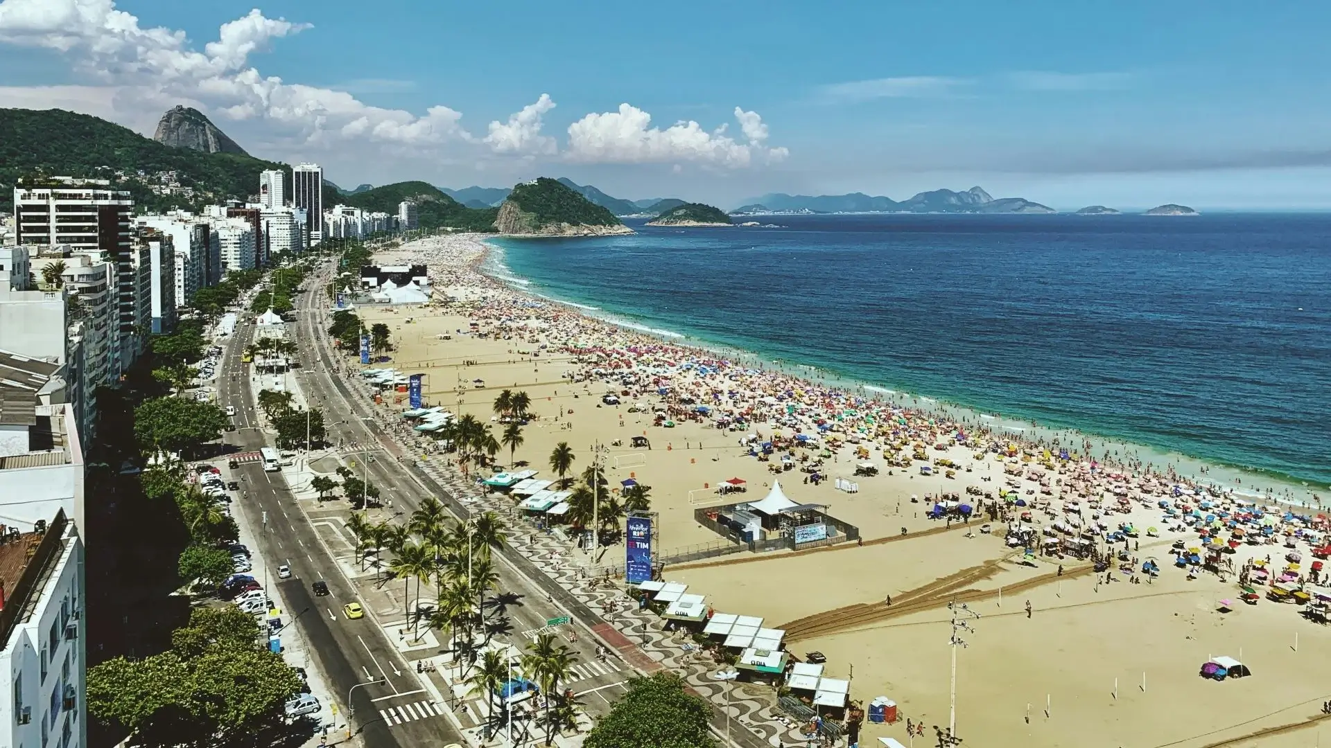 Onde se hospedar em Copacabana: melhores áreas e hotéis para aproveitar o bairro