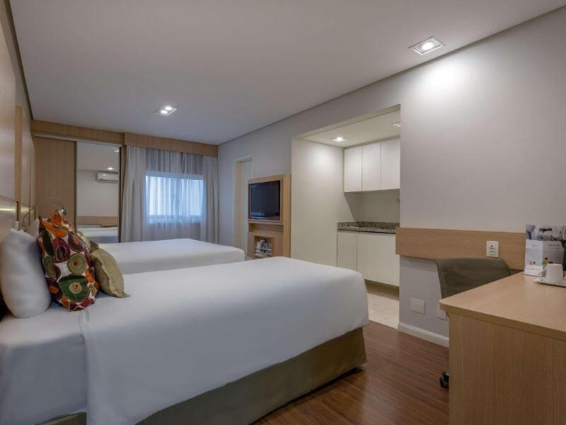 Onde ficar perto do Vibra São Paulo — Guia para se hospedar e assistir shows sem perrengue