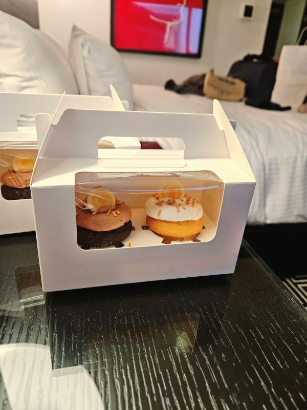 Como é se hospedar no Caesars Palace em Las Vegas?